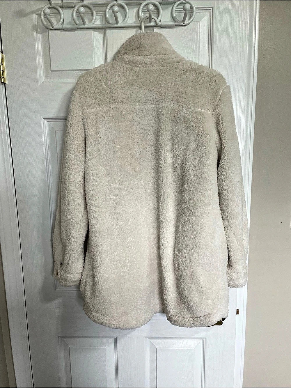 Teddy Jacket in Cream Like New - Picture 2 of 2